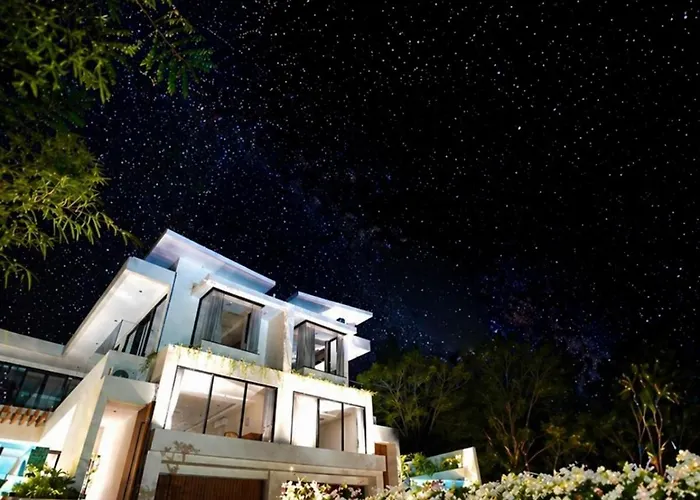 ヴィラ Zen Hillside Bali Oceanview -
